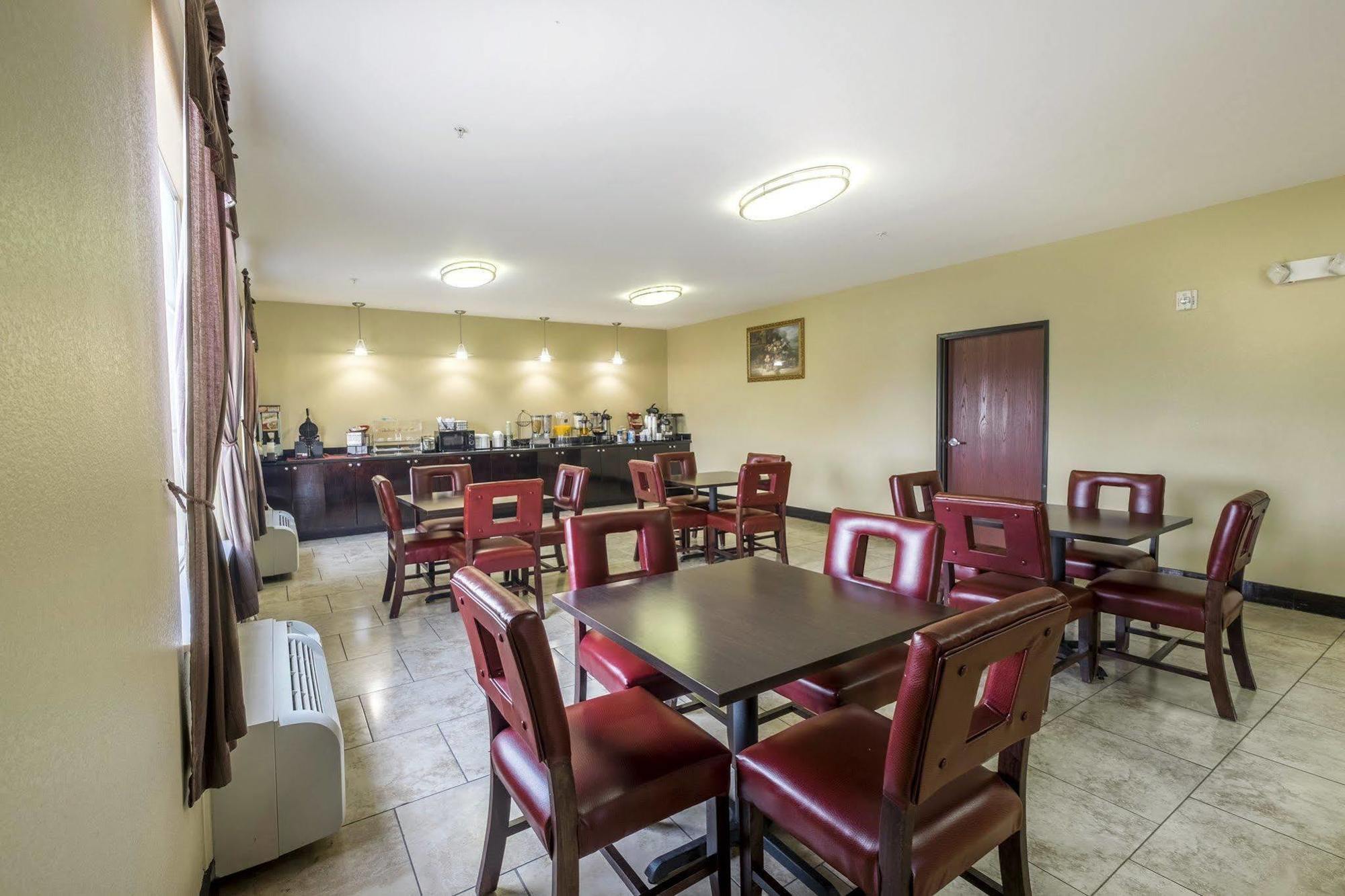 Red Roof Inn & Suites Lake Charles Zewnętrze zdjęcie