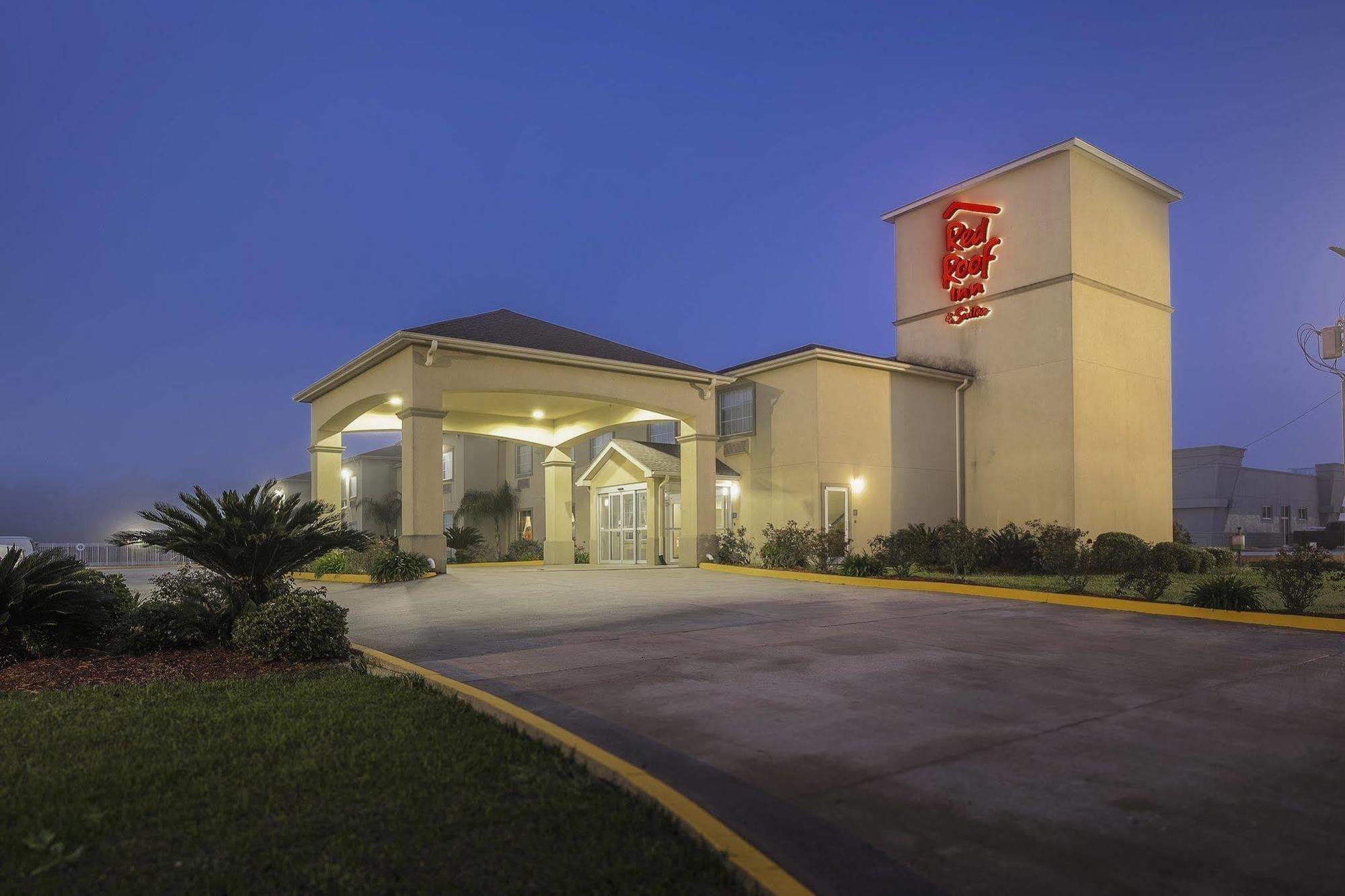 Red Roof Inn & Suites Lake Charles Zewnętrze zdjęcie